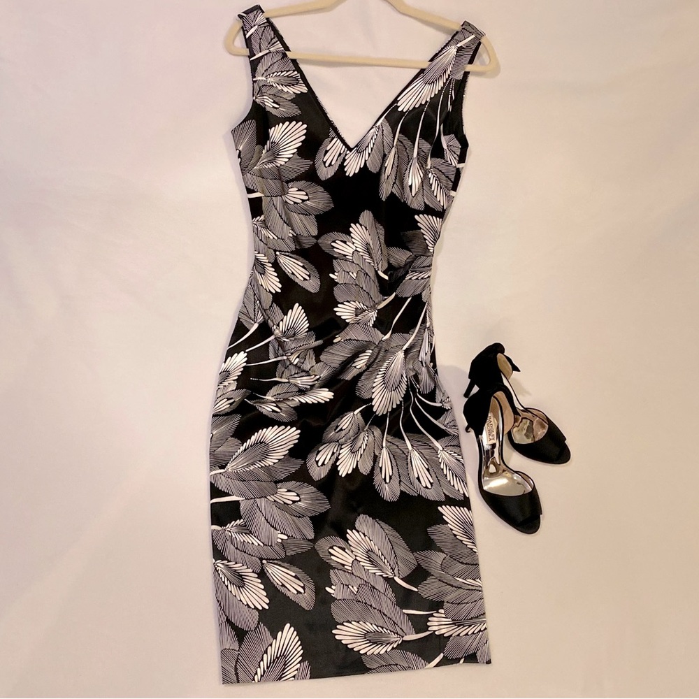 NWT Maggie London Satin Midi Dress! Side swept pleats, retro, black & ecru